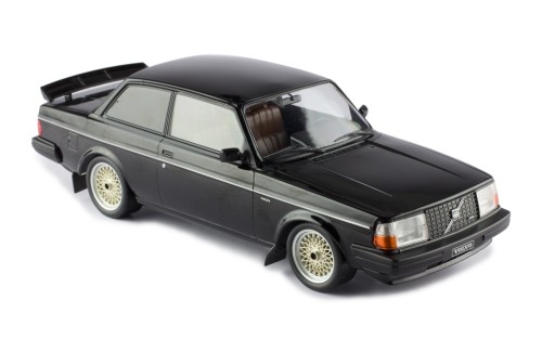 VOLVO 240 TURBO “CUSTOM” BLACK - 1986