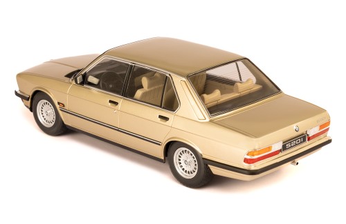 BMW 520i (E28) 1987 Metallic Gold