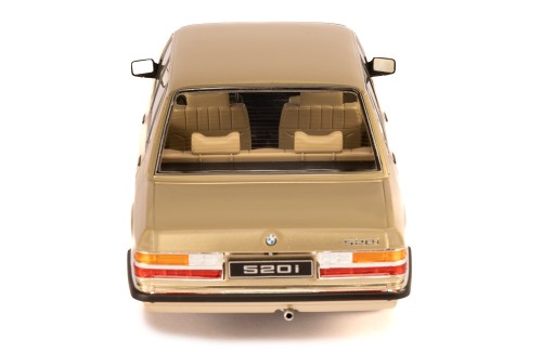 BMW 520i (E28) 1987 Metallic Gold
