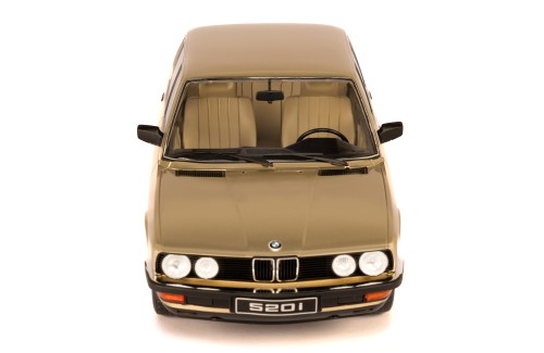 BMW 520i (E28) 1987 Metallic Gold