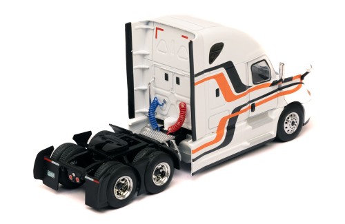 FREIGHTLINER Cascadia 2018 White 