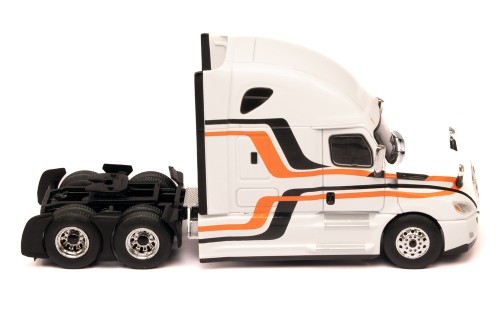 FREIGHTLINER Cascadia 2018 White 