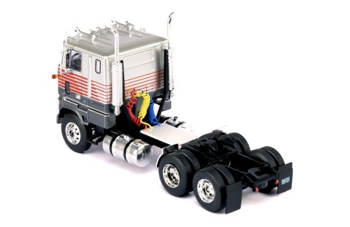 FORD CL 9000 1976 Silver and Grey with Red Stripes FORD CL 9000 1976 Silver and Grey with Red Stripes