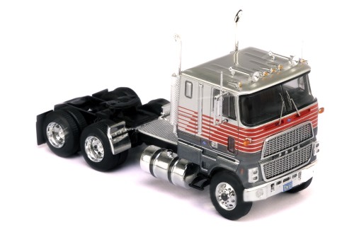 FORD CL 9000 1976 Silver and Grey with Red Stripes FORD CL 9000 1976 Silver and Grey with Red Stripes