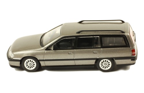 OPEL Omega A2 Caravan 1990 Metallic Grey