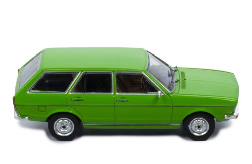 VOLKSWAGEN PASSAT Variant LS B1 1975 Green