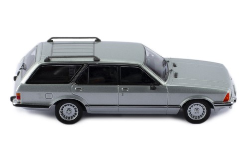 FORD GRANADA MK II Turnier 2.8i Ghia 1982 Metallic Silver