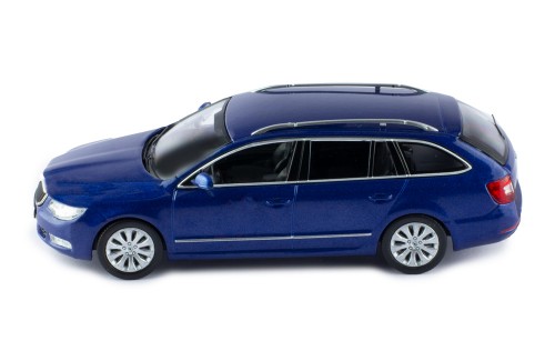 ŠKODA SUPERB II (3T) Combi 2008 Metallic Blue