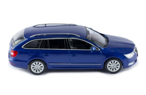 ŠKODA SUPERB II (3T) Combi 2008 Metallic Blue