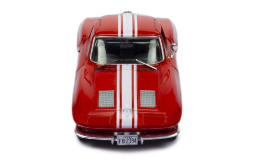 CHEVROLET Corvette Stingray 1963 Red and White