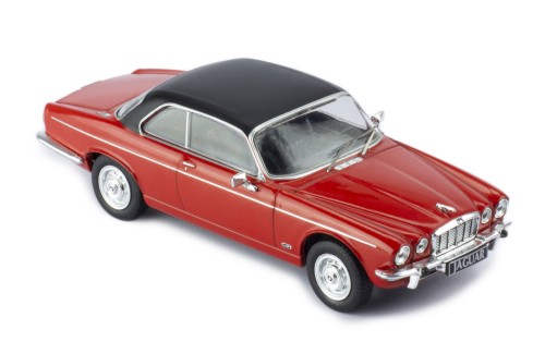 JAGUAR XJ12C (Coupe) 1976 Red with Black roof 