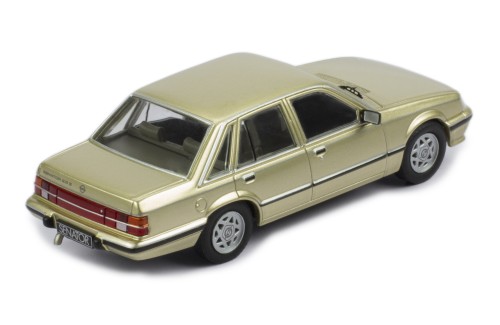 OPEL SENATOR A2 1983 Metallic Champagne