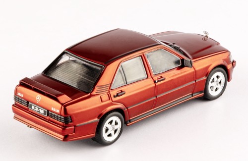 MERCEDES-BENZ 190E 2.3 16V 1984 Metallic Red "custom" 