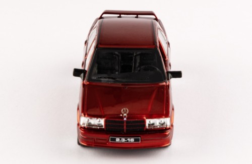 MERCEDES-BENZ 190E 2.3 16V 1984 Metallic Red "custom" 