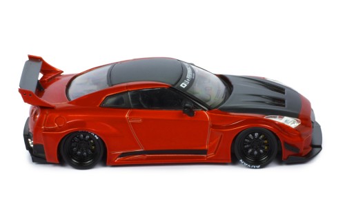 LB-Silhouette WORKS 35GT-RR 2019 Metallic Red