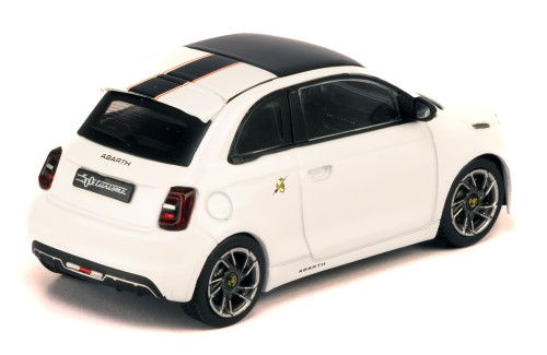 FIAT Abarth 500e 2024 White