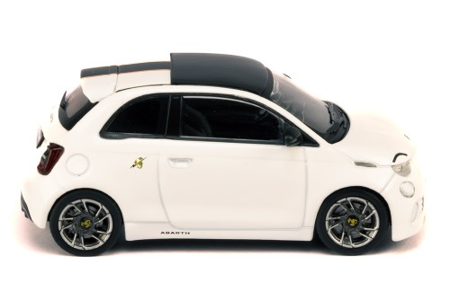 FIAT Abarth 500e 2024 White