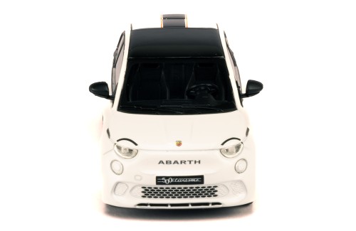 FIAT Abarth 500e 2024 White
