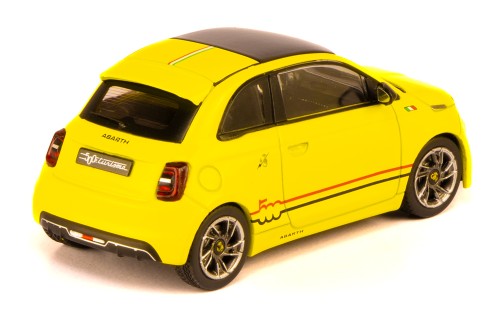 FIAT Abarth 500e 2024 Yellow