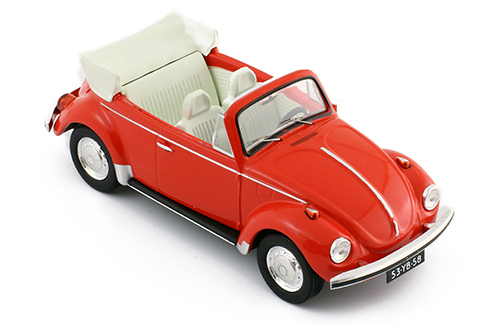 VOLKSWAGEN SUPER BEETLE 1973 CONVERTIBLE RED
