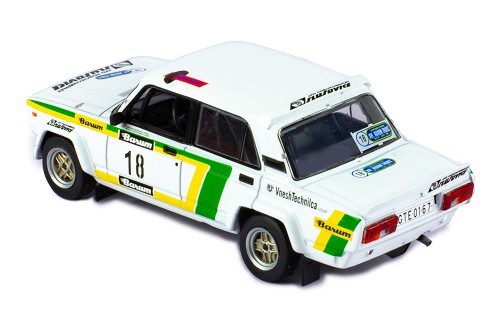 LADA 2105 VFTS #18 V.Blahna - P.Schovanek Barum Tríbeč Rallye 1986