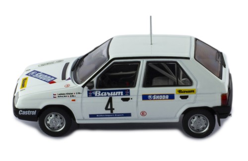 ŠKODA FAVORIT 136L #4 L.Křeček - B.Motl Rallye Valašská Zima 1989