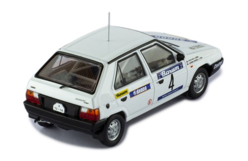 ŠKODA FAVORIT 136L #4 L.Křeček - B.Motl Rallye Valašská Zima 1989