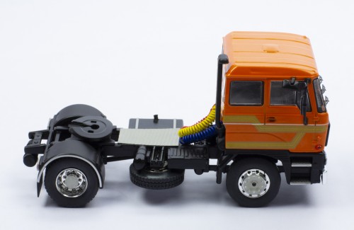 DAF 2800 1975 Orange