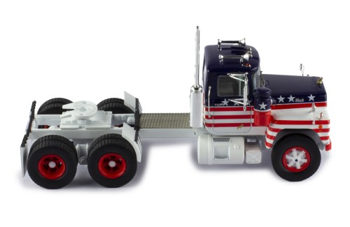 MACK R-Series 1966 Red and Blue