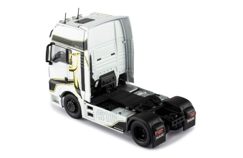 MAN TGX XXL D38 White