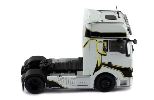 MAN TGX XXL D38 White