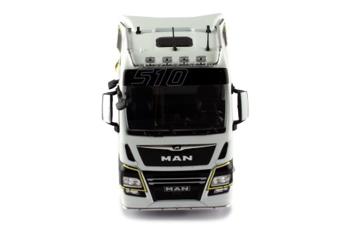 MAN TGX XXL D38 White