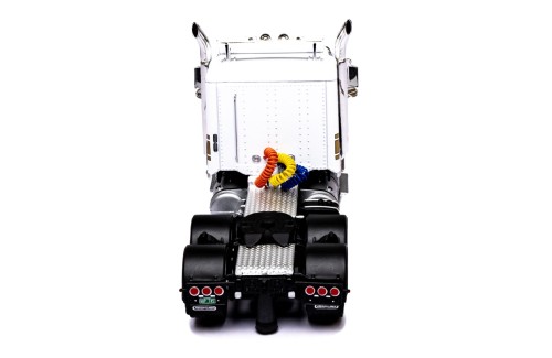 FREIGHTLINER Coronado 2012 White and Gold 