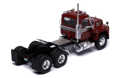 MACK R-Series 1966 Metallic Red