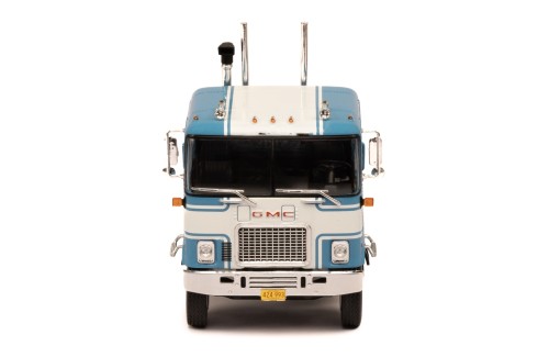 GMC Astro 95 1970 Blue and White 