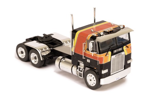 Freightliner FLA - 1993 Black and Orange