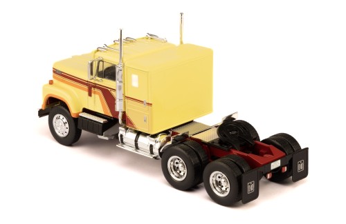 INTERNATIONAL TRANSTAR 4300 1980 Beige