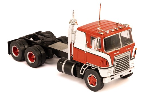 INTERNATIONAL Transtar COE 1965 Red