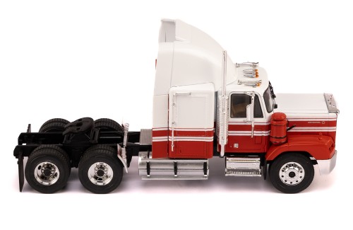 GMC General SBFA 1988 Red and White