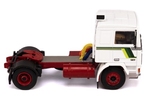 VOLVO F10 1983 White