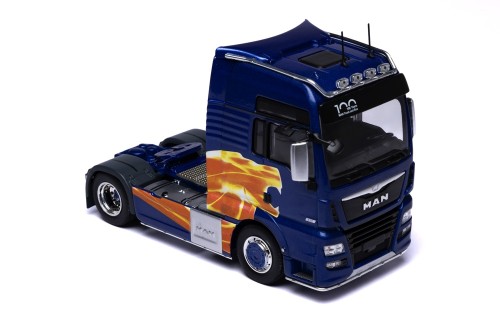 MAN TGX XXL D38 Blue