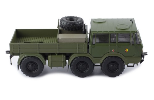 TATRA - 813 NVA 6x6 Truck Cassonato Double Cabine 3-Assi 1968 Military Green