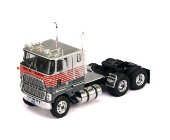 FORD CL 9000 1976 Silver and Grey with Red Stripes FORD CL 9000 1976 Silver and Grey with Red Stripes