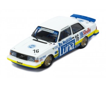 VOLVO 240 #16 U.Granberg - G.Petersson – ETCC Monza 1984