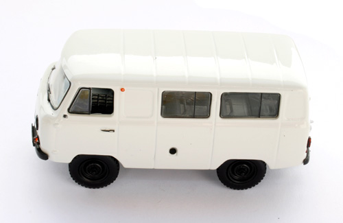 UAZ 452 Minibus (39625) - Light Grey - 1980