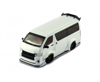 TOYOTA HIACE Widebody 2018 White
