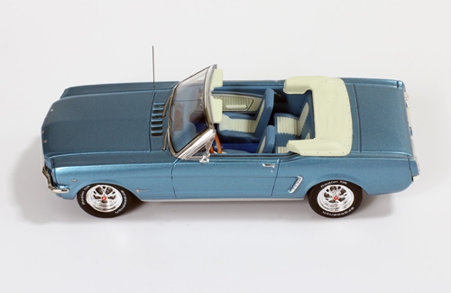 Ford Mustang Convertible - Light Blue - 1965