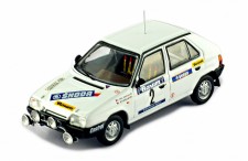 ŠKODA FAVORIT 136L #2 P.Sibera - P.Gross Rallye Valašská Zima 1989