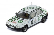 ŠKODA FAVORIT 136L #11 E.Triner - J.Klíma Rallye Monte-Carlo 1993