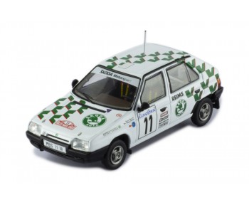 ŠKODA FAVORIT 136L #11 E.Triner - J.Klíma Rallye Monte-Carlo 1993
